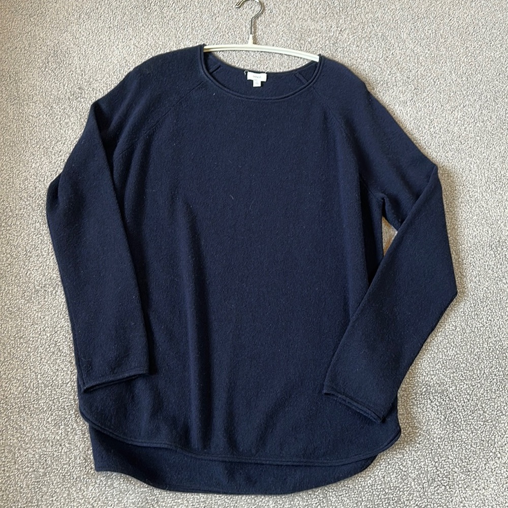 Vince navy blue wool/cashmere blend sweater